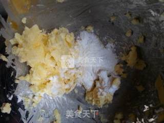 砂糖椰丝曲奇饼干的做法步骤：2