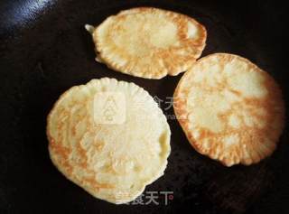 奶香玉米饼的做法步骤：4