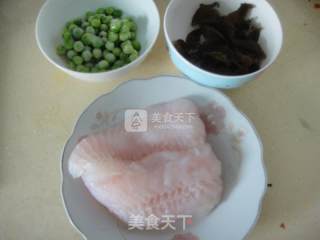 香糟鱼片的做法步骤：1