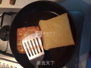 ????草莓Cheese吐司三文治的做法步骤：6