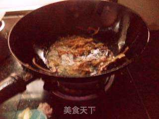 鱿鱼白菜肉丝的做法步骤：4