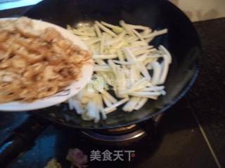 鱿鱼白菜肉丝的做法步骤：13