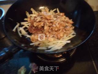 鱿鱼白菜肉丝的做法步骤：14