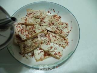 牛肉味豆腐片--空气炸锅版的做法步骤：8
