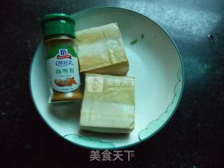 咖喱味豆腐丁---空气炸锅版的做法步骤：1