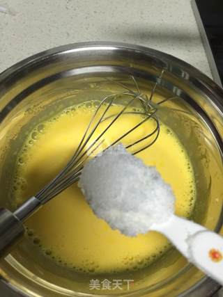 土鸡蛋的戚风蛋糕……的做法步骤：6