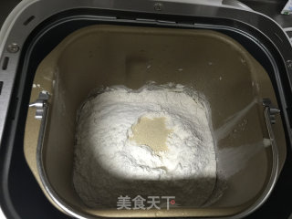 肉松面包的做法步骤：1