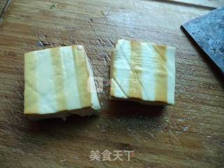 胡椒味豆腐片--空气炸锅版的做法步骤：1