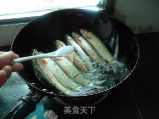 青椒河鱼的做法步骤：3