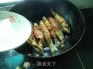 青椒河鱼的做法步骤：8