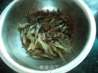 三彩虾的做法步骤：1