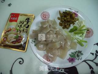 炒蘑芋豆腐---大喜大牛肉调味料版的做法步骤：2