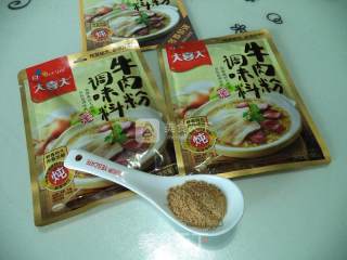 辣炒米豆腐----大喜大牛肉调味料版的做法步骤：2
