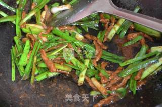 青蒜牛柳的做法步骤：6