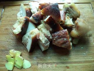 好吃不油腻的东坡猪蹄----新春宴客菜的做法步骤：5