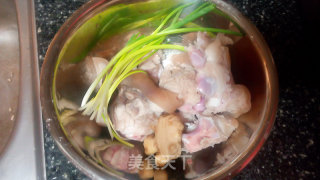 黄豆炖猪蹄的做法步骤：3