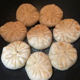 白菜猪肉馅饼的做法步骤：13