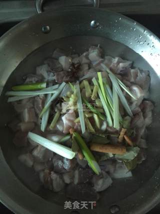 红烧肉的做法步骤：3