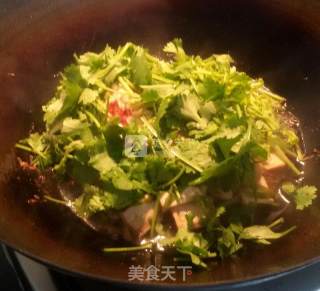 三文鱼炖豆腐的做法步骤：10