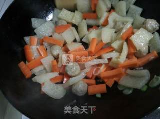 青菜贡丸粉丝汤的做法步骤：2