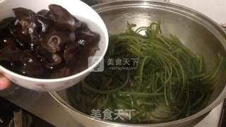 温拌木耳海带丝的做法步骤：7