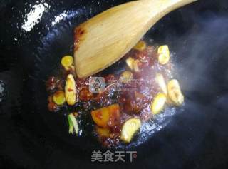 回锅肉的做法步骤：3