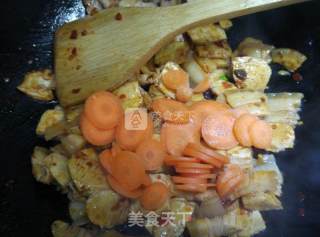 回锅肉的做法步骤：4