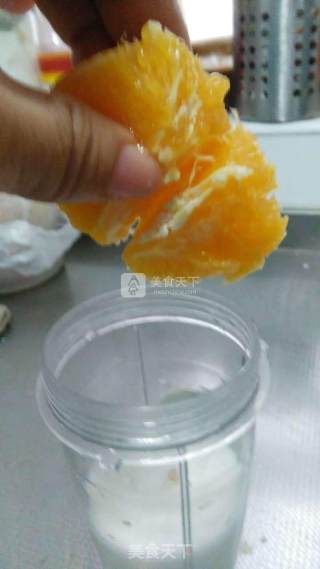 冰橙奶昔的做法步骤：2