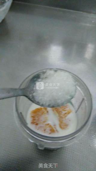 冰橙奶昔的做法步骤：3