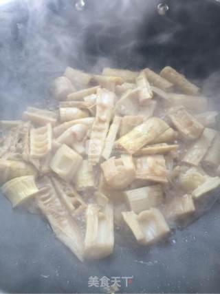 油焖笋的做法步骤：3