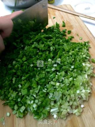 肉三鲜韭菜盒子的做法步骤：6