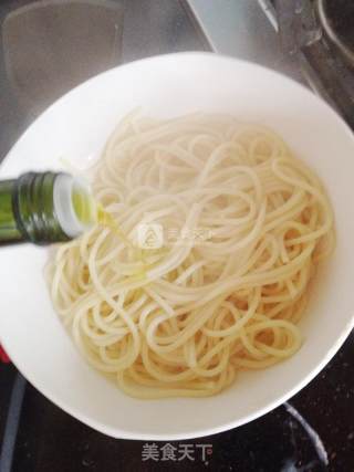 北极甜虾意大利面的做法步骤：3