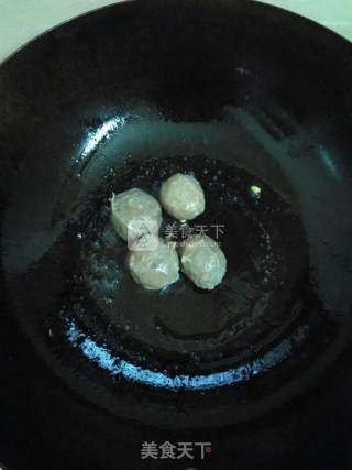 【沙茶美食】中式牛肉丸盖浇饭的做法步骤：3