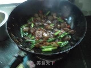 蒜苔香肠的做法步骤：10