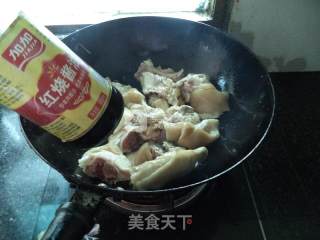 土豆蒸猪蹄---宴客菜的做法步骤：4