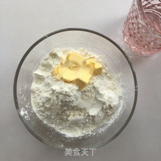 红酒蔓越莓千层酥的做法步骤：1