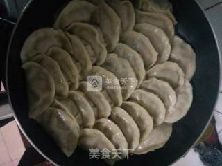 煎饺的做法步骤：15