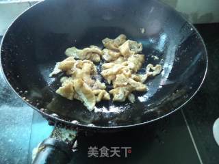 腊肠瘦肉油豆腐丝的做法步骤：8
