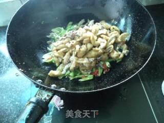 腊肠瘦肉油豆腐丝的做法步骤：12