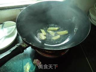 土豆蒸排骨的做法步骤：3