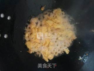 蛋炒饭的做法步骤：4