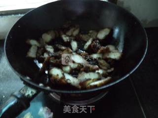 红辣椒炒米粉肉的做法步骤：2