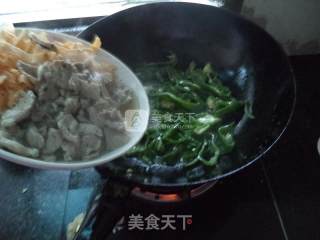 青椒蛋皮肉丝的做法步骤：6