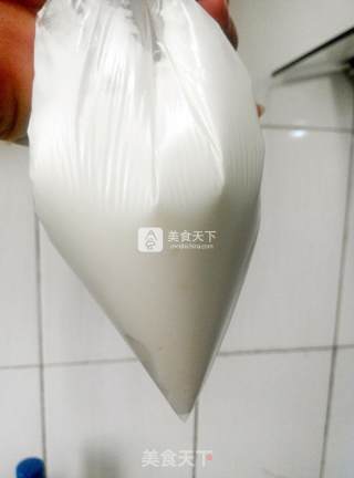 午后甜品——酸奶木糠杯的做法步骤：6