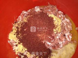 自制麻辣香肠的做法步骤：6