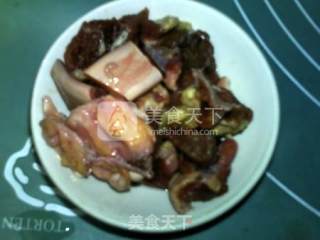 肉苁蓉炖牛肉的做法步骤：4