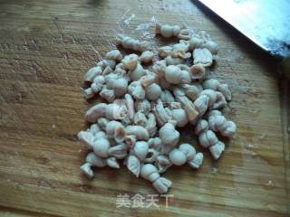香菇小肠煲汤的做法步骤：3