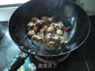 土豆胡萝卜烧排骨的做法步骤：6