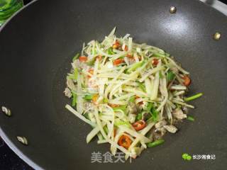 芹菜炒土豆丝的做法步骤：6