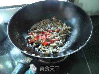 蒜苔鸭杂的做法步骤：7